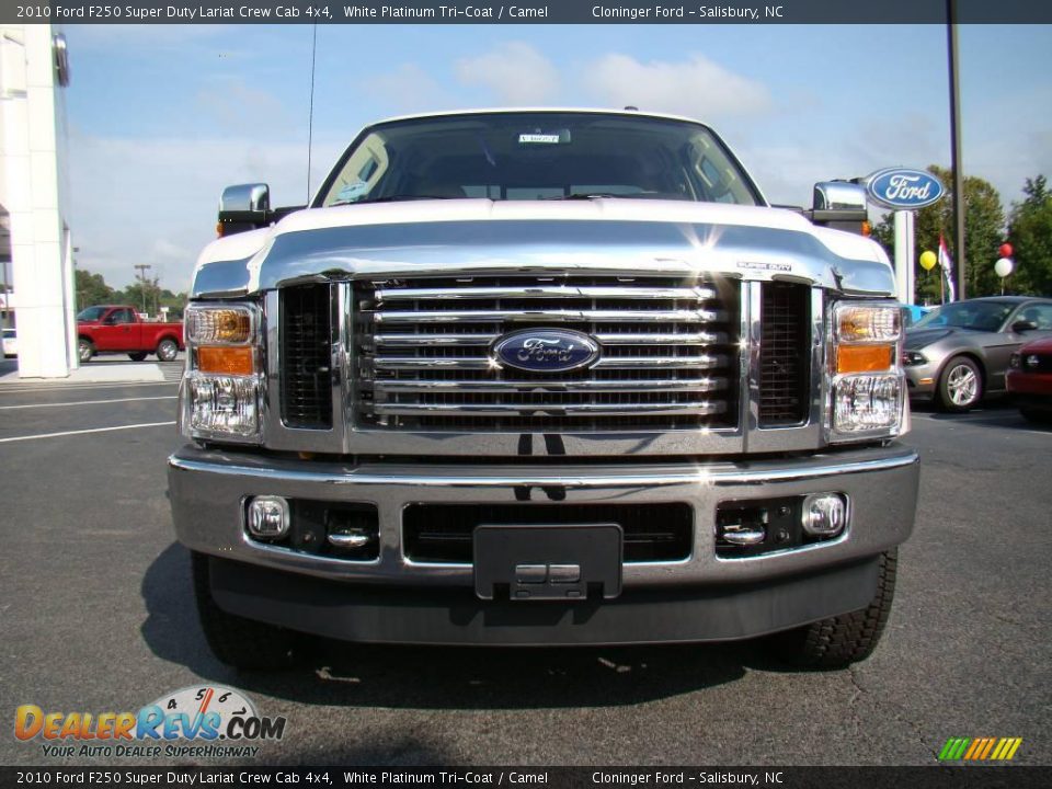 2010 Ford F250 Super Duty Lariat Crew Cab 4x4 White Platinum Tri-Coat / Camel Photo #8