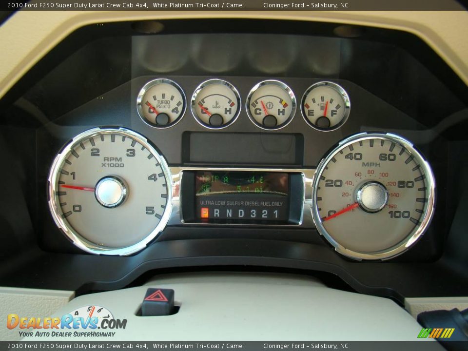 2010 Ford F250 Super Duty Lariat Crew Cab 4x4 White Platinum Tri-Coat / Camel Photo #21