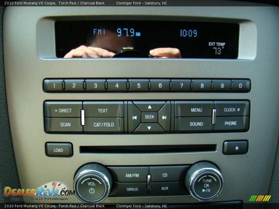 2010 Ford Mustang V6 Coupe Torch Red / Charcoal Black Photo #17