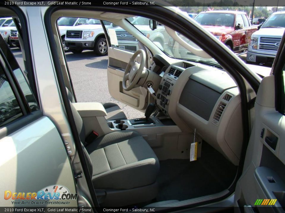 2010 Ford Escape XLT Gold Leaf Metallic / Stone Photo #12