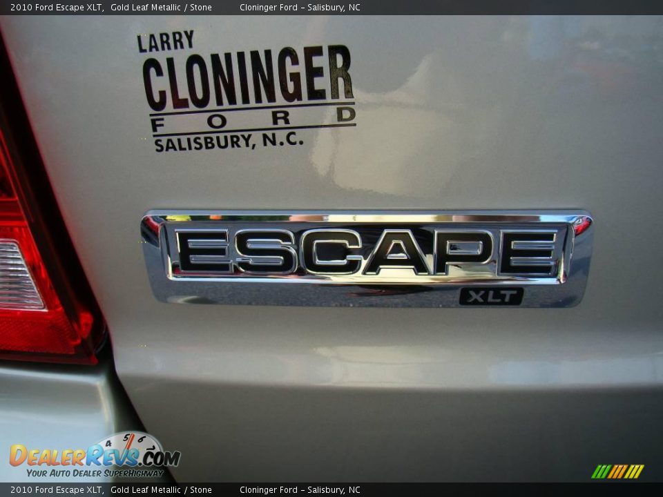 2010 Ford Escape XLT Gold Leaf Metallic / Stone Photo #16