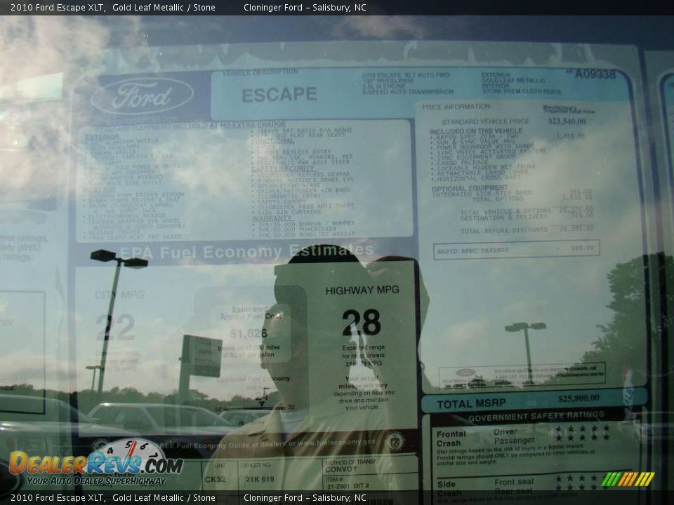 2010 Ford Escape XLT Gold Leaf Metallic / Stone Photo #17