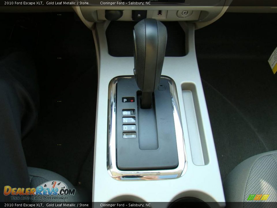2010 Ford Escape XLT Gold Leaf Metallic / Stone Photo #28