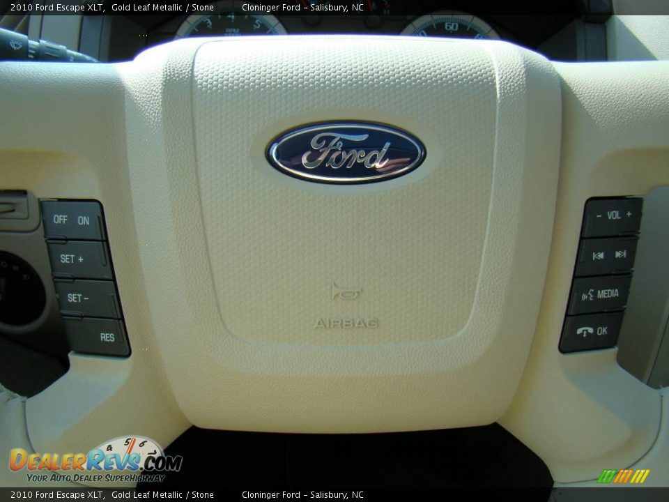 2010 Ford Escape XLT Gold Leaf Metallic / Stone Photo #29