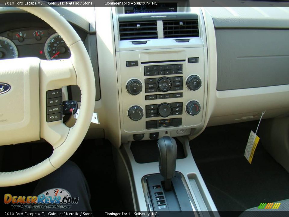 2010 Ford Escape XLT Gold Leaf Metallic / Stone Photo #30
