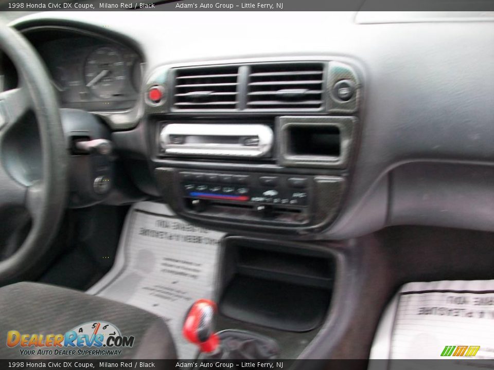 1998 Honda Civic DX Coupe Milano Red / Black Photo #6