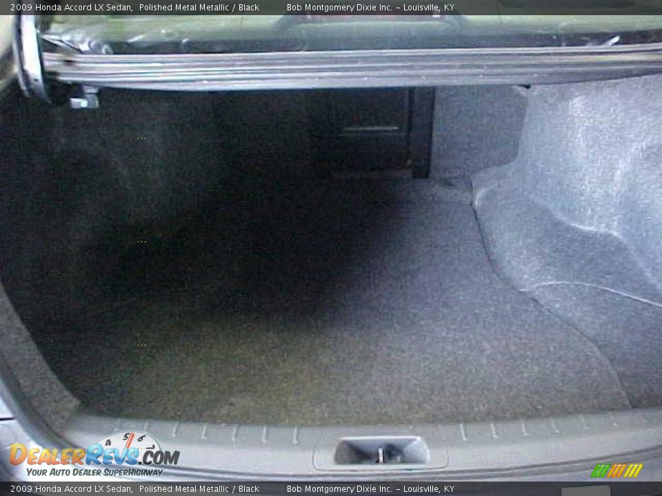 2009 Honda Accord LX Sedan Polished Metal Metallic / Black Photo #22