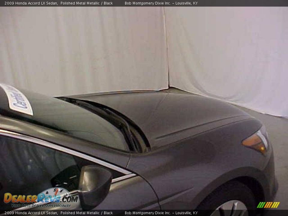 2009 Honda Accord LX Sedan Polished Metal Metallic / Black Photo #28