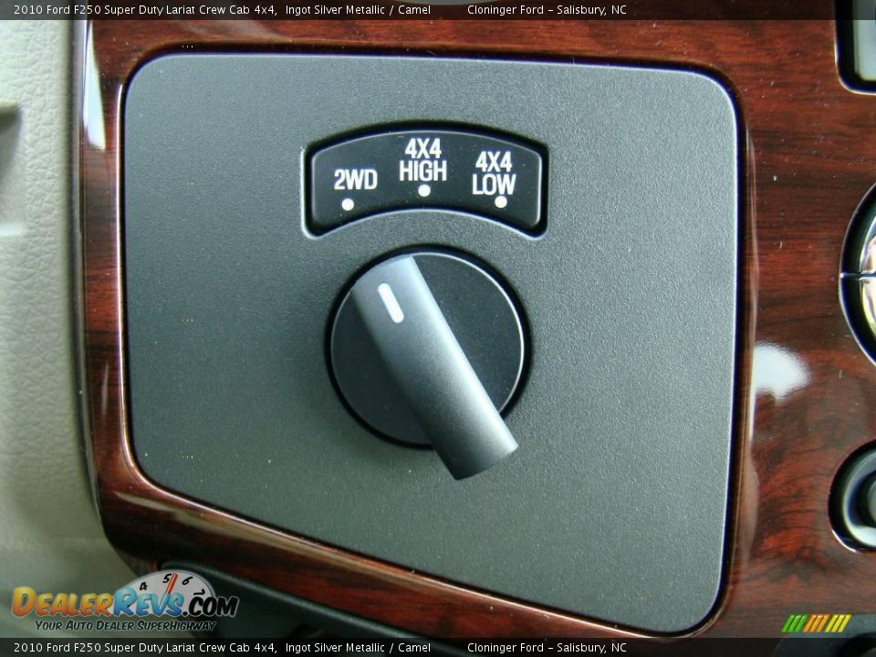 2010 Ford F250 Super Duty Lariat Crew Cab 4x4 Ingot Silver Metallic / Camel Photo #24