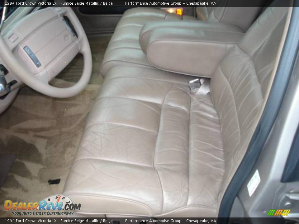 1994 Ford Crown Victoria LX Pumice Beige Metallic / Beige Photo #9