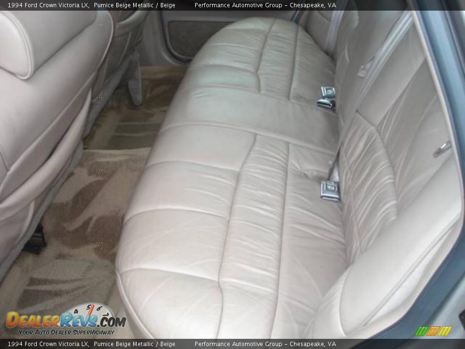 1994 Ford Crown Victoria LX Pumice Beige Metallic / Beige Photo #12