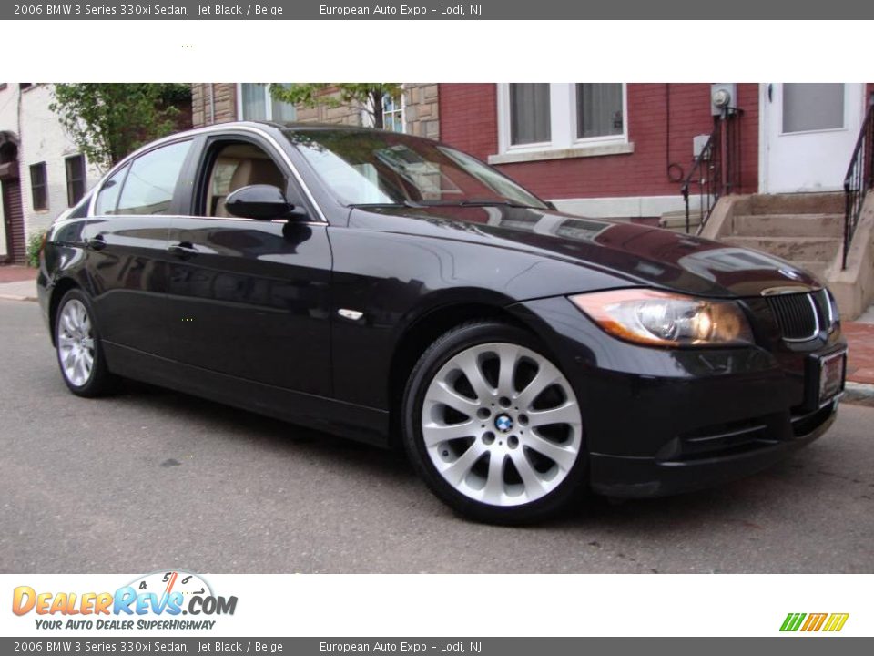 2006 BMW 3 Series 330xi Sedan Jet Black / Beige Photo #2