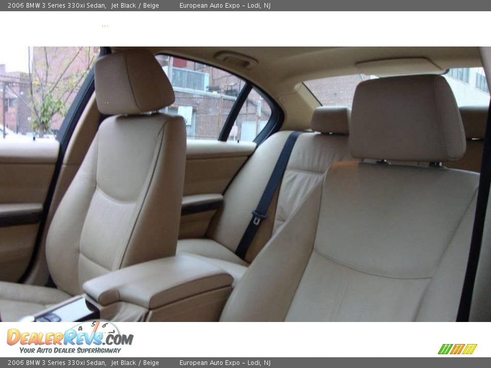 2006 BMW 3 Series 330xi Sedan Jet Black / Beige Photo #9