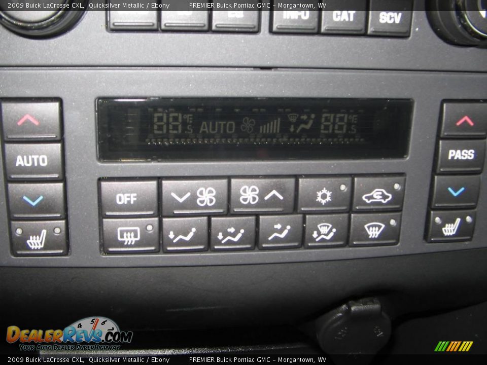 2009 Buick LaCrosse CXL Quicksilver Metallic / Ebony Photo #12