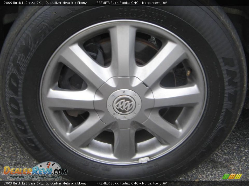 2009 Buick LaCrosse CXL Quicksilver Metallic / Ebony Photo #17