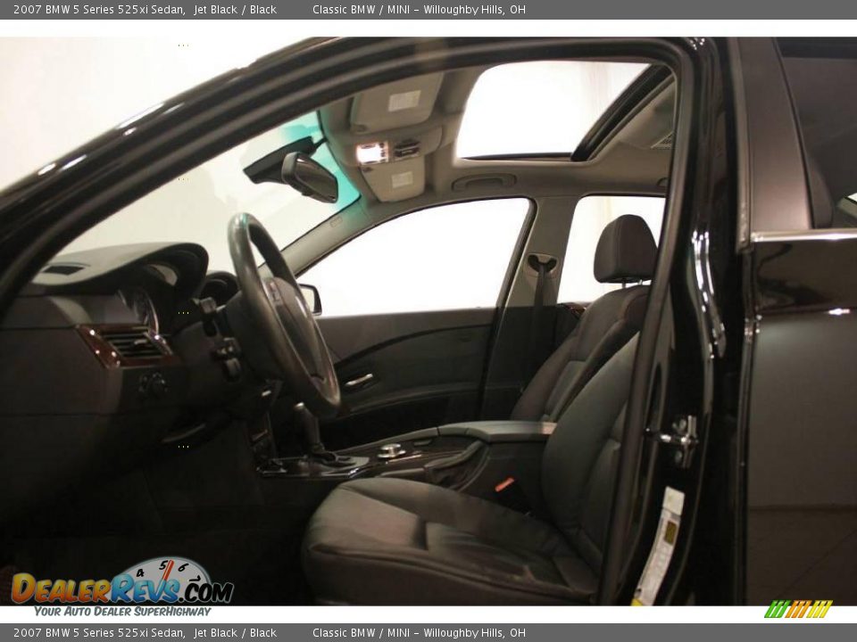 2007 BMW 5 Series 525xi Sedan Jet Black / Black Photo #10