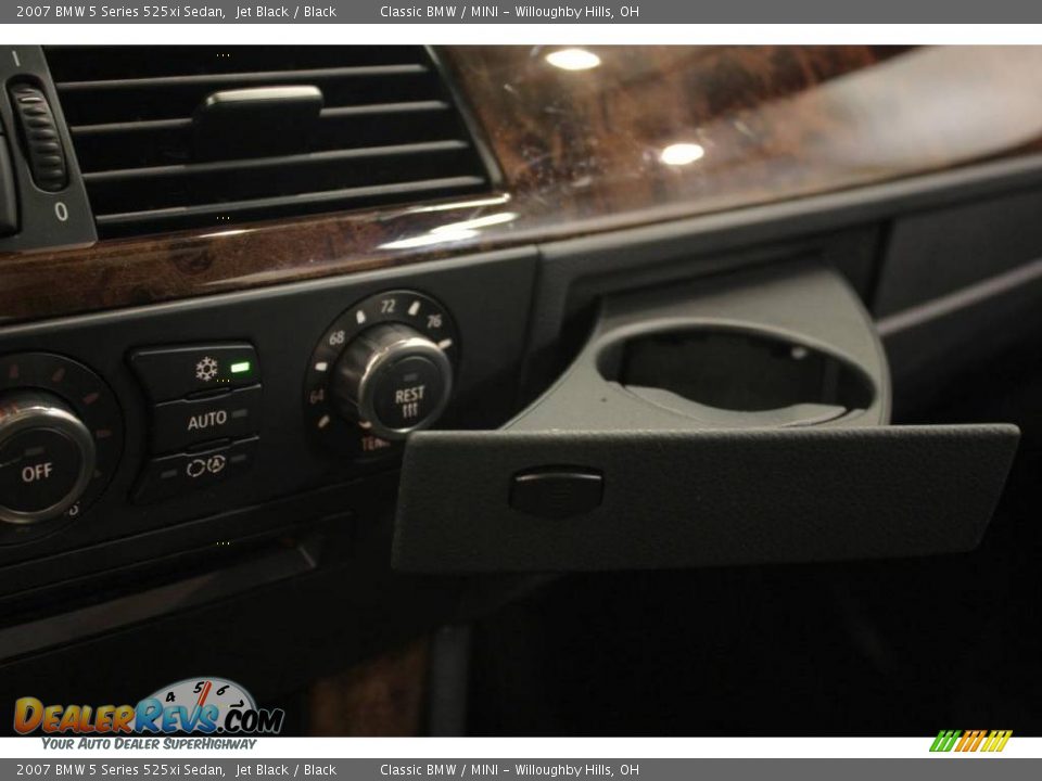 2007 BMW 5 Series 525xi Sedan Jet Black / Black Photo #18