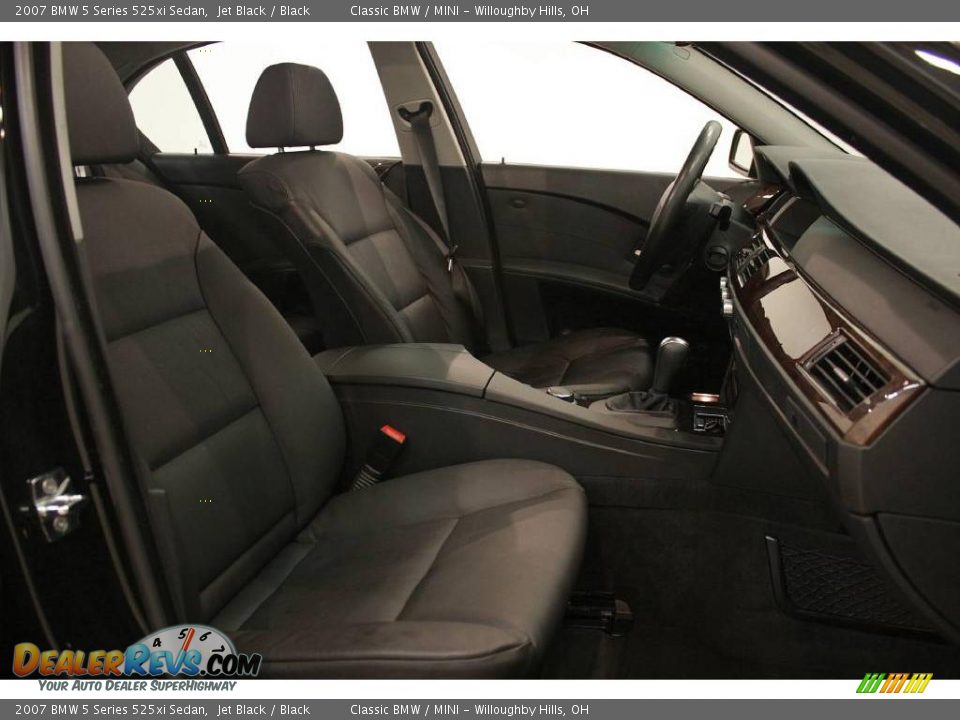 2007 BMW 5 Series 525xi Sedan Jet Black / Black Photo #20