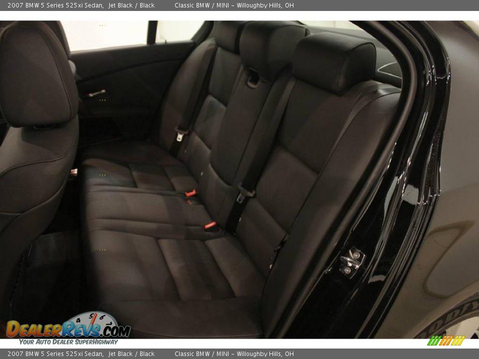 2007 BMW 5 Series 525xi Sedan Jet Black / Black Photo #22