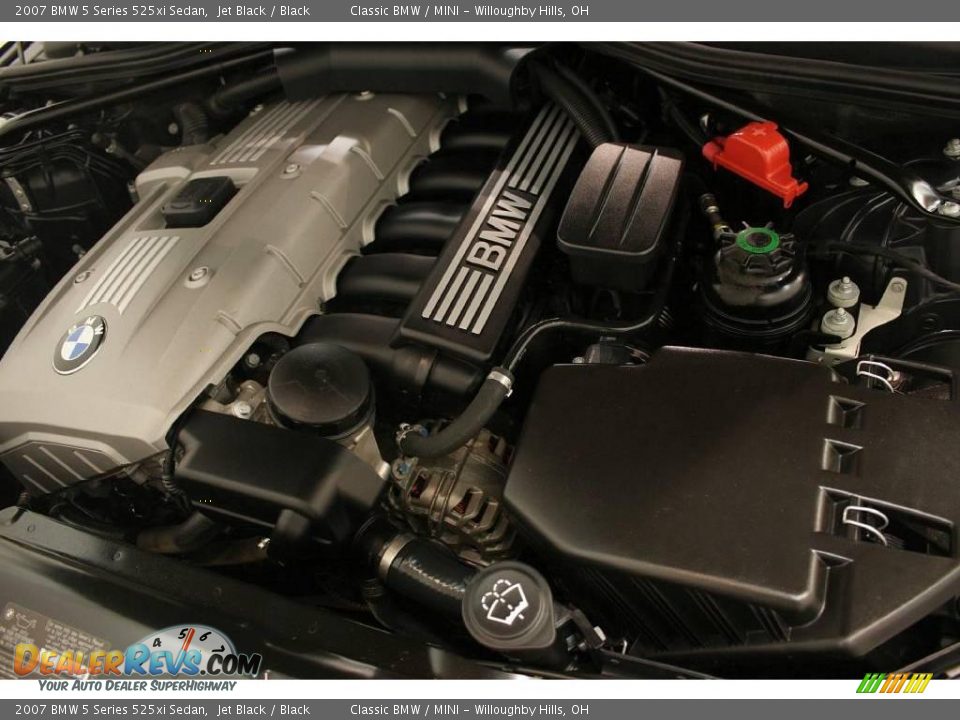2007 BMW 5 Series 525xi Sedan Jet Black / Black Photo #25