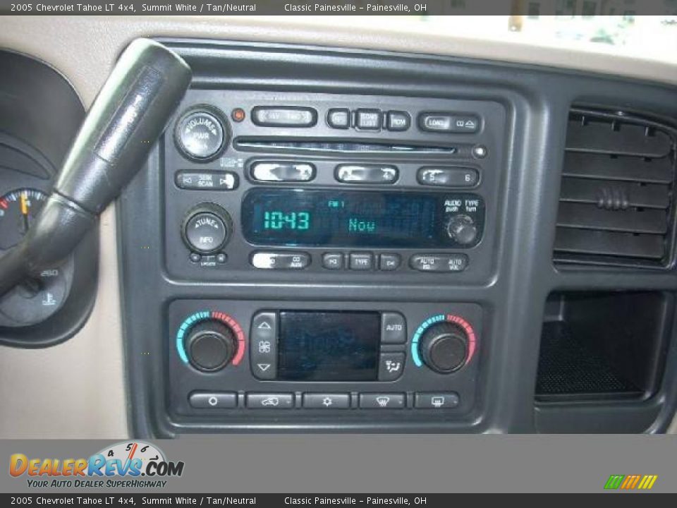 2005 Chevrolet Tahoe LT 4x4 Summit White / Tan/Neutral Photo #9