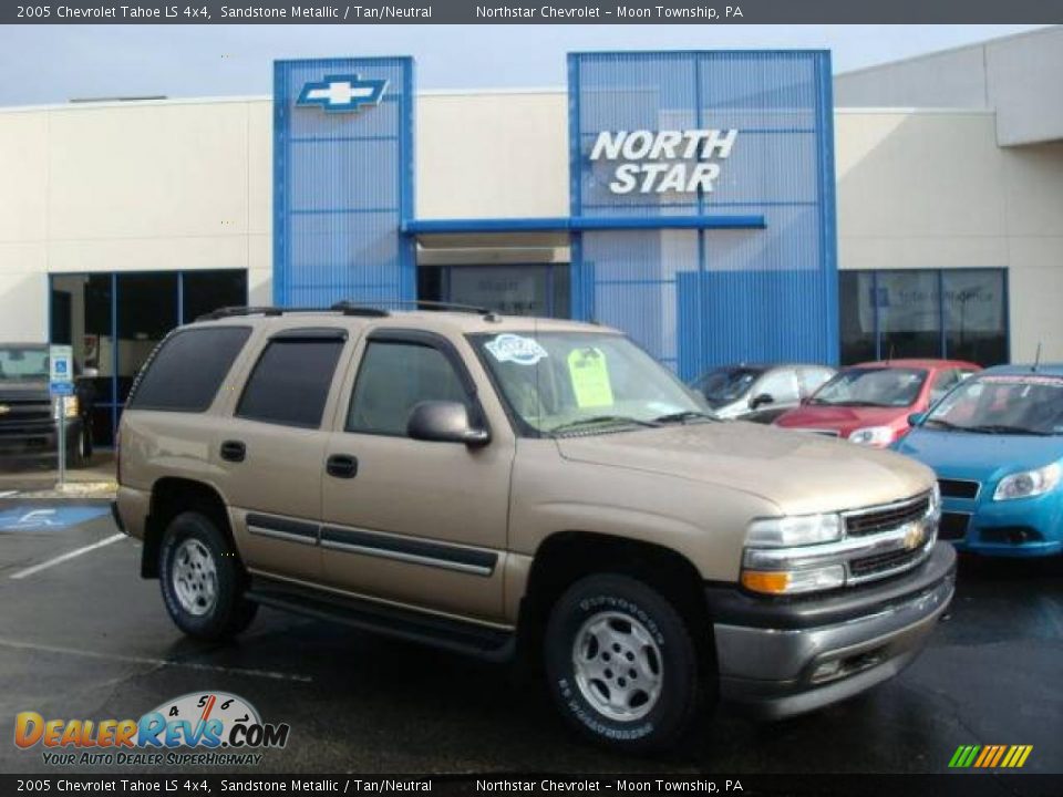 2005 Chevrolet Tahoe LS 4x4 Sandstone Metallic / Tan/Neutral Photo #1