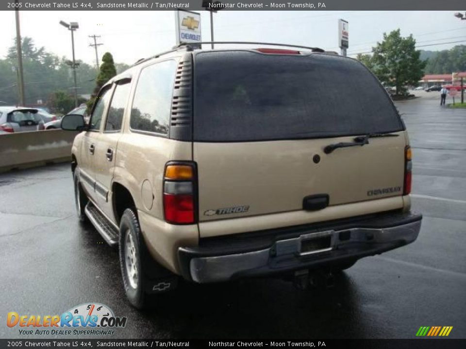 2005 Chevrolet Tahoe LS 4x4 Sandstone Metallic / Tan/Neutral Photo #5
