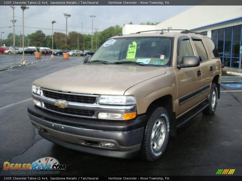 2005 Chevrolet Tahoe LS 4x4 Sandstone Metallic / Tan/Neutral Photo #7
