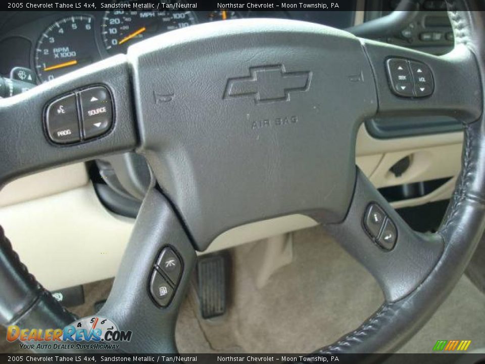 2005 Chevrolet Tahoe LS 4x4 Sandstone Metallic / Tan/Neutral Photo #16