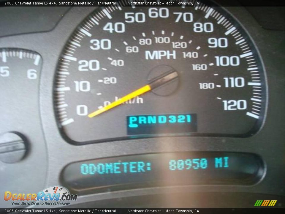 2005 Chevrolet Tahoe LS 4x4 Sandstone Metallic / Tan/Neutral Photo #20