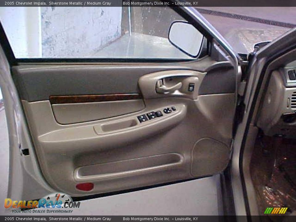 2005 Chevrolet Impala Silverstone Metallic / Medium Gray Photo #18
