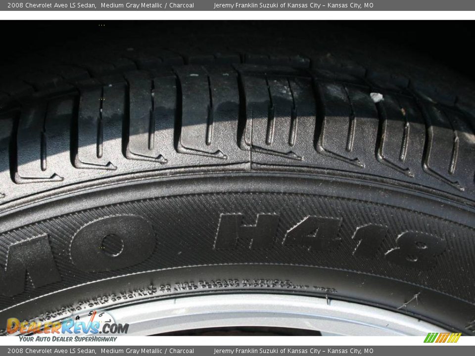 2008 Chevrolet Aveo LS Sedan Medium Gray Metallic / Charcoal Photo #27