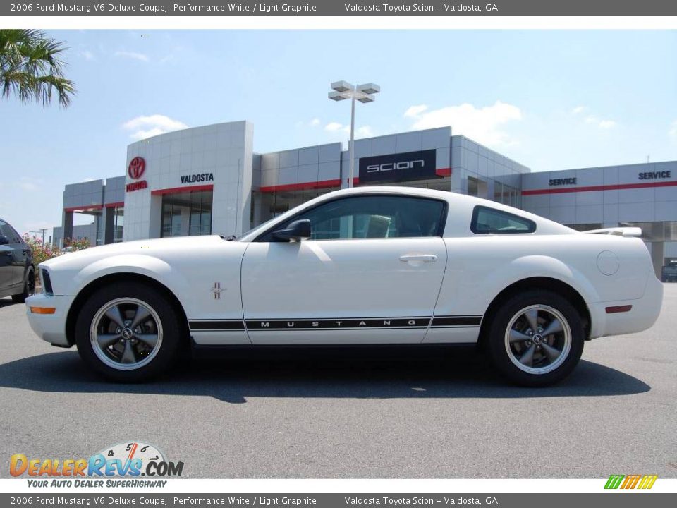 2006 Ford Mustang V6 Deluxe Coupe Performance White / Light Graphite Photo #1