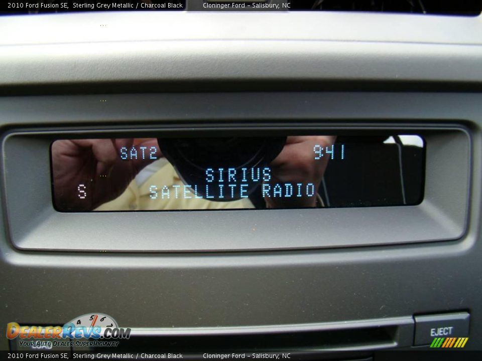 2010 Ford Fusion SE Sterling Grey Metallic / Charcoal Black Photo #21