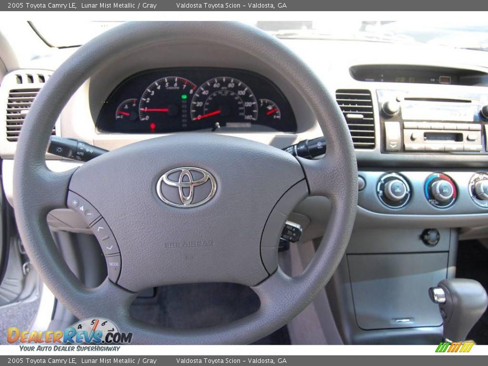 2005 Toyota Camry LE Lunar Mist Metallic / Gray Photo #10