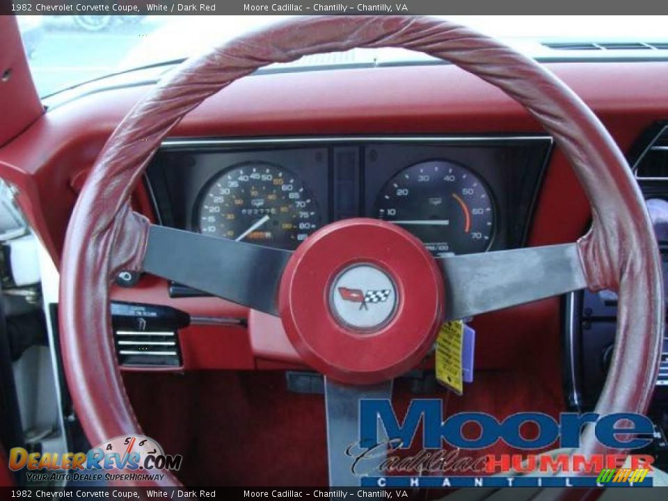 1982 Chevrolet Corvette Coupe White / Dark Red Photo #20