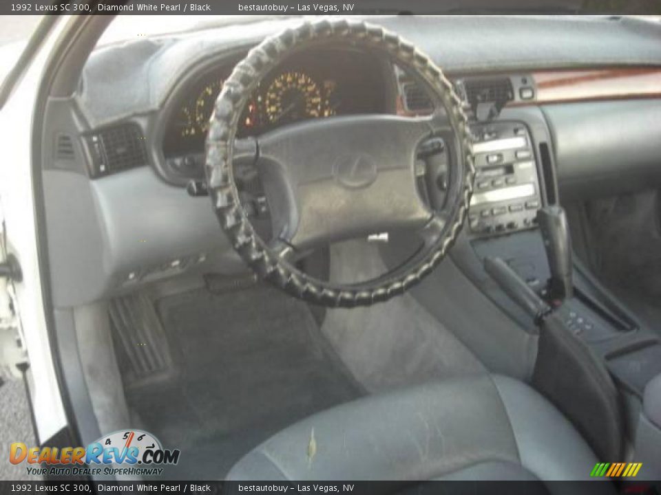 1992 Lexus SC 300 Diamond White Pearl / Black Photo #25