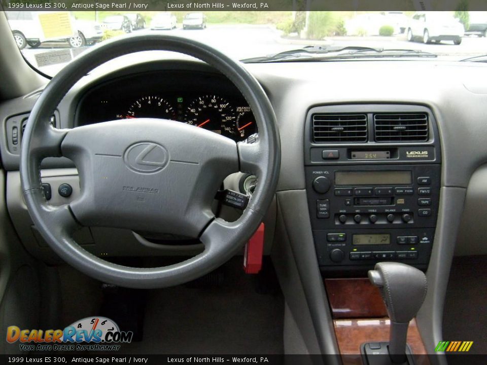 1999 Lexus ES 300 Antique Sage Pearl / Ivory Photo #14