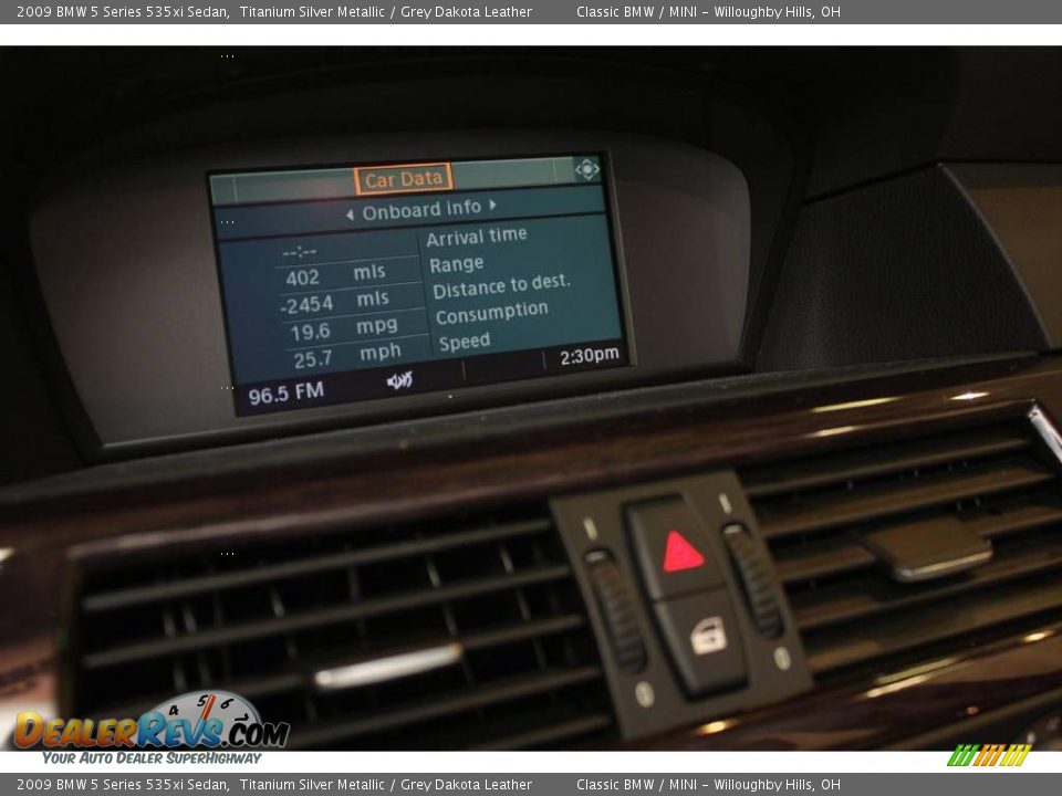 2009 BMW 5 Series 535xi Sedan Titanium Silver Metallic / Grey Dakota Leather Photo #16