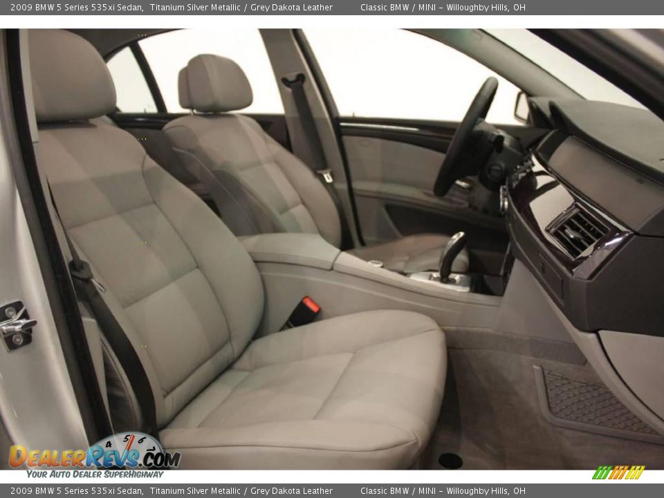 2009 BMW 5 Series 535xi Sedan Titanium Silver Metallic / Grey Dakota Leather Photo #20