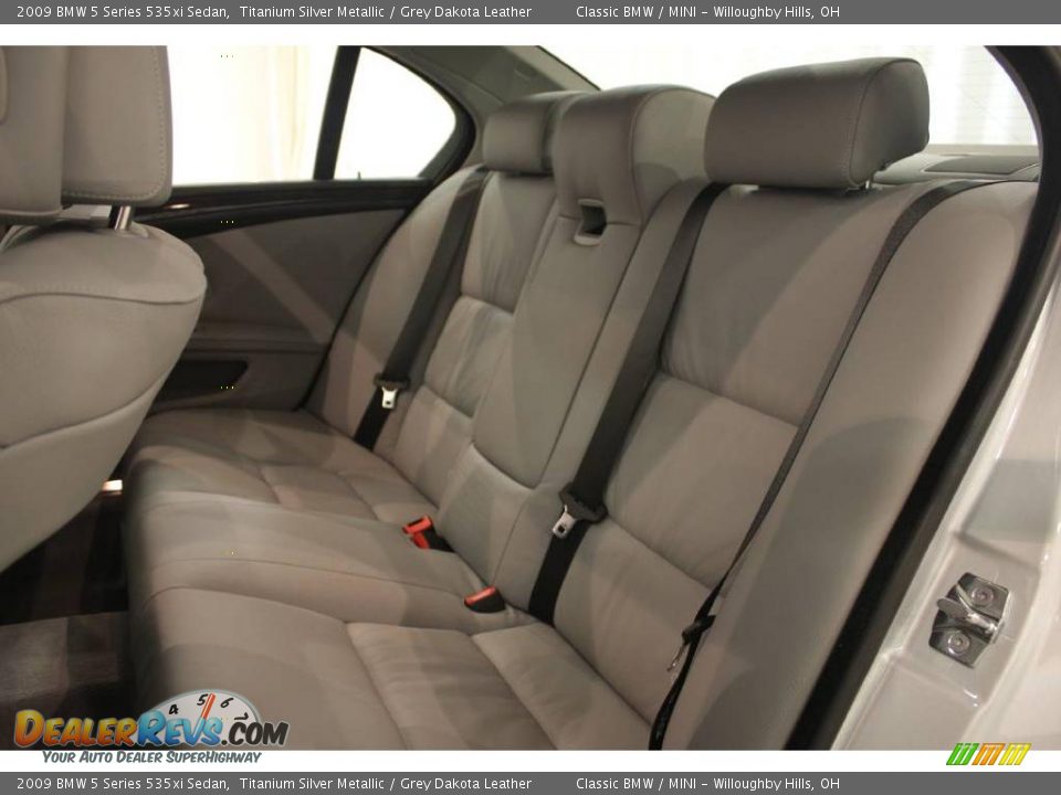 2009 BMW 5 Series 535xi Sedan Titanium Silver Metallic / Grey Dakota Leather Photo #22