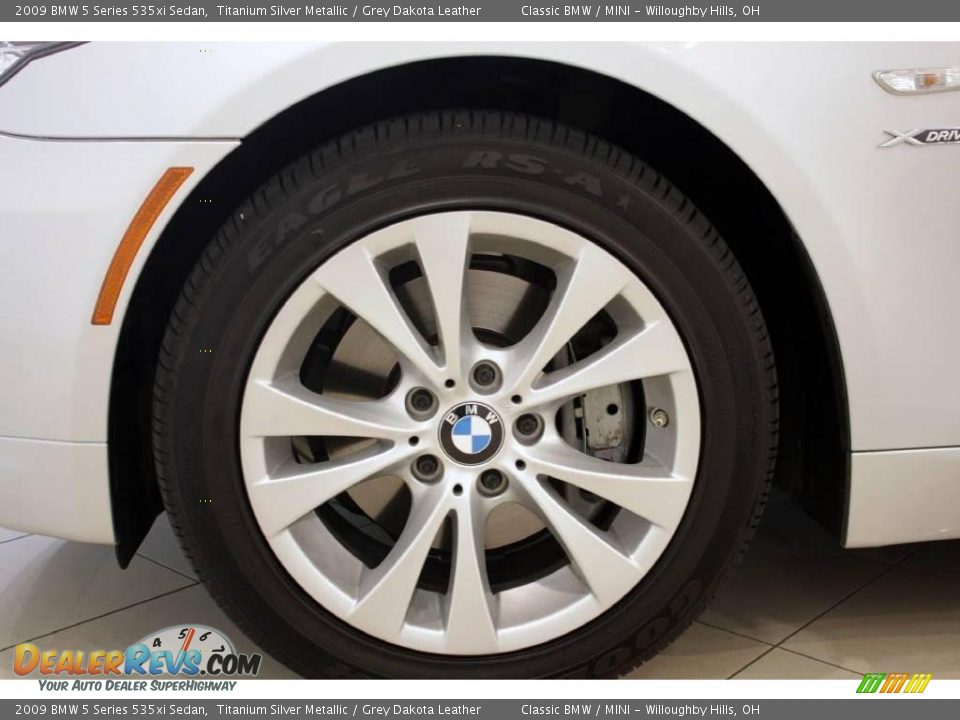 2009 BMW 5 Series 535xi Sedan Titanium Silver Metallic / Grey Dakota Leather Photo #27