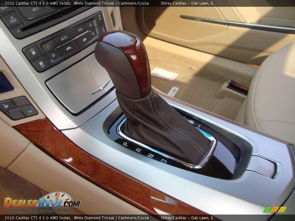 2010 Cadillac CTS 4 3.0 AWD Sedan White Diamond Tricoat / Cashmere/Cocoa Photo #17