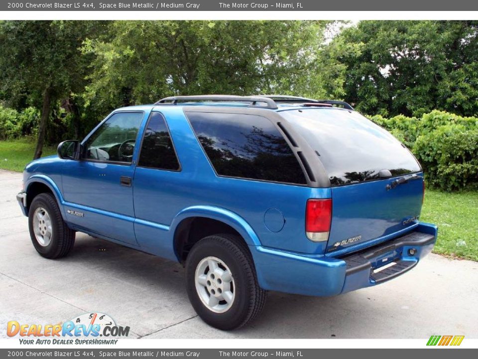 2000 Chevrolet Blazer LS 4x4 Space Blue Metallic / Medium Gray Photo #4