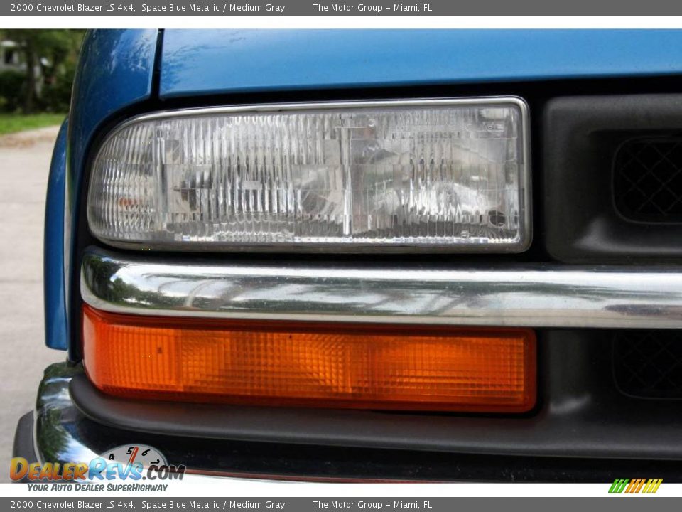 2000 Chevrolet Blazer LS 4x4 Space Blue Metallic / Medium Gray Photo #21