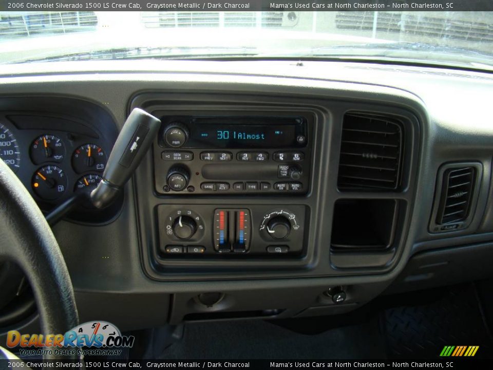 2006 Chevrolet Silverado 1500 LS Crew Cab Graystone Metallic / Dark Charcoal Photo #15