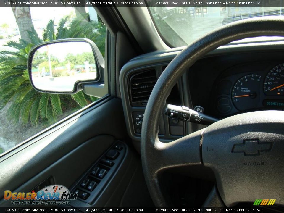 2006 Chevrolet Silverado 1500 LS Crew Cab Graystone Metallic / Dark Charcoal Photo #16