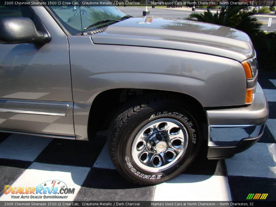 2006 Chevrolet Silverado 1500 LS Crew Cab Graystone Metallic / Dark Charcoal Photo #20