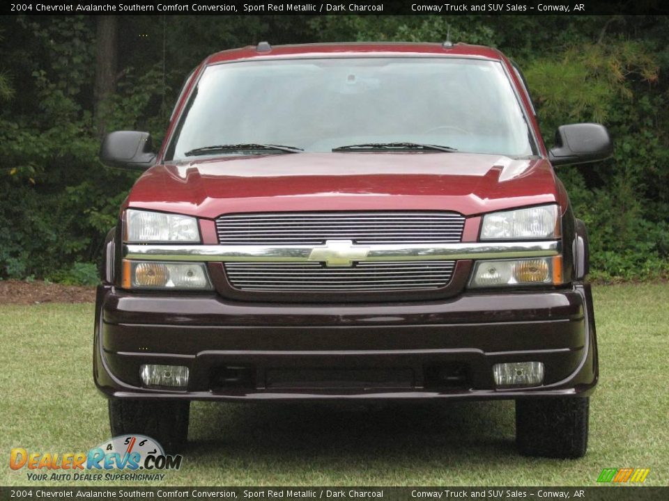 2004 Chevrolet Avalanche Southern Comfort Conversion Sport Red Metallic / Dark Charcoal Photo #3