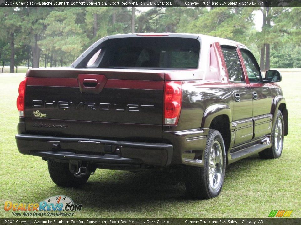 2004 Chevrolet Avalanche Southern Comfort Conversion Sport Red Metallic / Dark Charcoal Photo #6